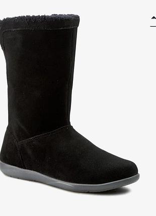 Женские замшевые сапоги crocs adela foldover fuzz bootie