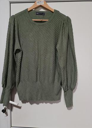 Светр жіночий, віскоза трикотаж. колір  м'яти, з красивими рукавами. m&s. розмір 16-18(50-52), 54.