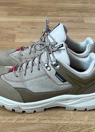 Термо кросівки icepeak 38 розміру в ідеальному стані