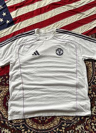Футболка adidas manchester united