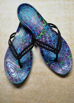 Crocs женские шлепанцы вьетнамки