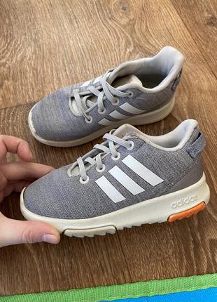 Кроссовки adidas 25