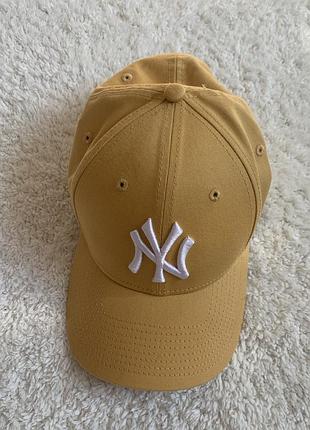 Кепка new york yankees жовта