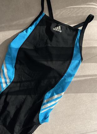 Суцільний спортивний купальник adidas infinitex
