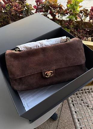 Сумка chanel maxi 32 см темно коричнева прямокутна замша