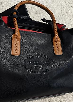 Сумка жіноча prada milano чорна з коричневими ручками