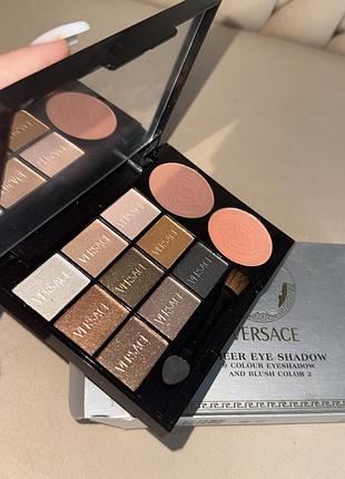 Лімітка! 😍тіні для повік versace палетка тіней з румʼянами неймовірно гарні відтінки тени для век