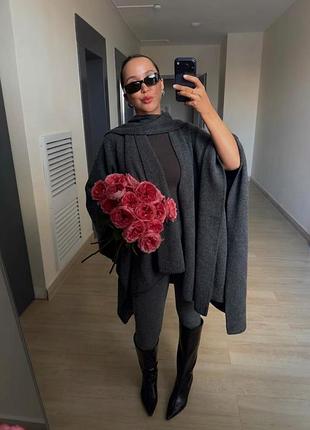 🦍 пончо від zara