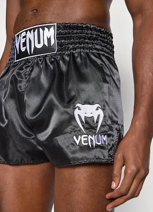 ​чоловічі / унісекс шорти venum classic muay thai (black/white), розмір xl (100% поліестер, виробництво таїланд)
