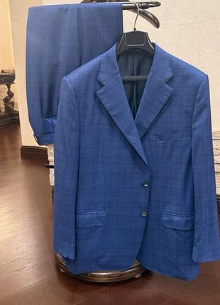 Canali чоловічий костюм дорогий бренд