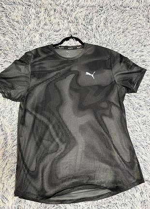 Чоловіча футболка puma run чорна розмір l