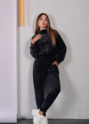 Комбинезон женский