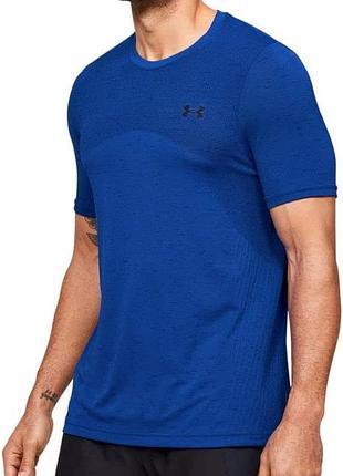 Технологічна футболка under armour knit, size s(підійде також на м), плечі 41 підпахви 48 довжина 74