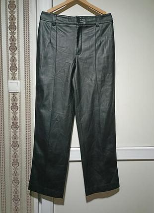 Широкие брюки палаццо из экокожи, на флисе. размер l, xl. zara. (есть нюанс)