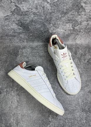 Оригінальні шкіряні кросівки adidas originals earlham
