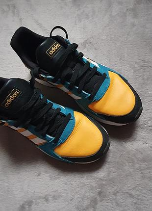 Шикарные яркие кросовки adidas! 2