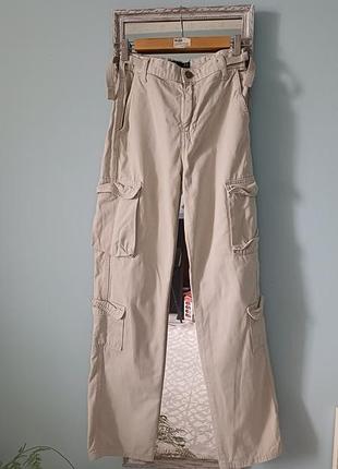 Брюки карго stradivarius бежеві 34 розмір 6