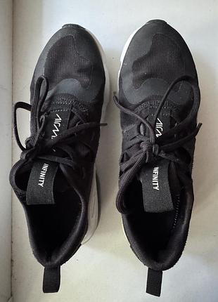 Кросівки nike air infinity