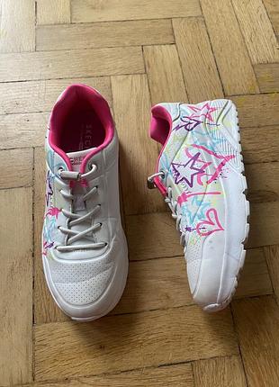 Кросівки дитячі skechers 33 р. 2