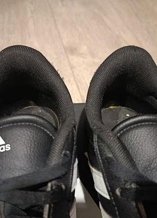 Кросівки  adidas чорні 2