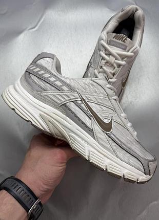 Кросівки nike initiator phantom white