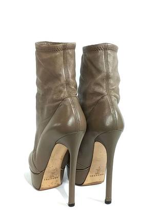 Кожаные ботильоны casadei оригинал 5