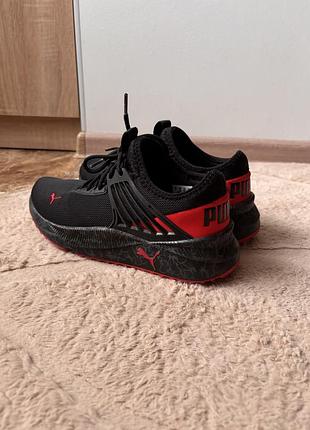 Кросівки puma pacer future marble чорно-червоні
