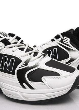 Кросівки в стилі new balance утеплені чорно-білі