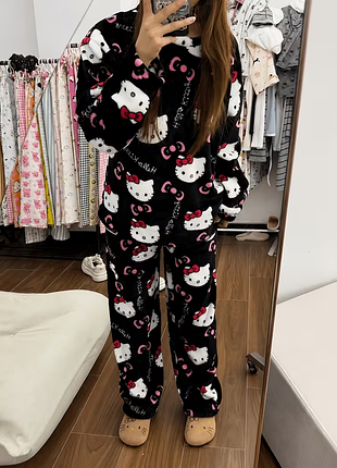 Черная плюшевая пижама hello kitty размер s подростковая пижама размер s