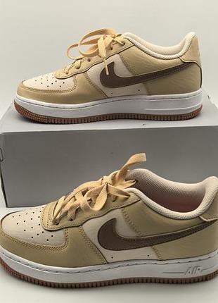 Кросівки жіночі nike air force бежеві 38