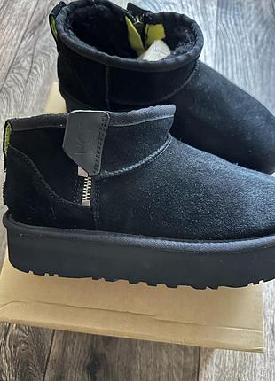 Черевики жіночі ugg чорні розмір 39-40