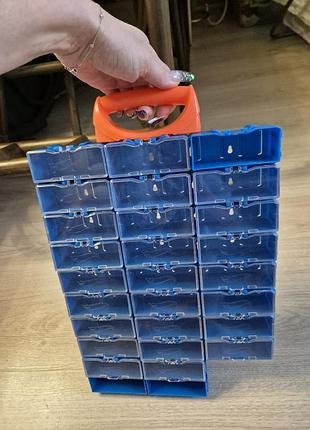 Великий кейс-конструктор hot wheels на 28 машинок вітрина бокс оригінал