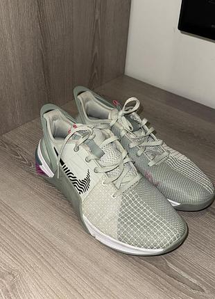 Кросівки жіночі nike metcon 9 сірі