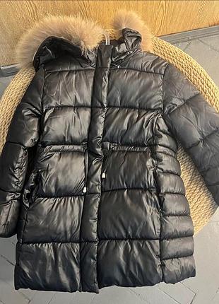 Пуховик для девочки 7 лет ( р.122) moncler