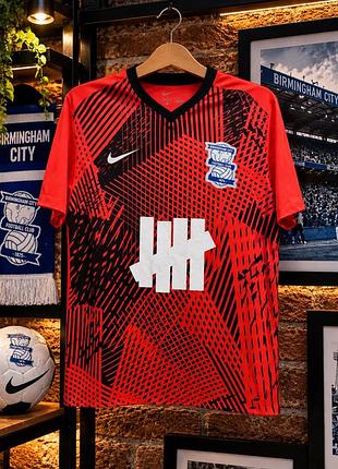 Футболка nike birmingham city x undefeated червоно-чорна