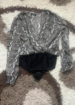 Жіноче боді zara зі зміїним принтом
