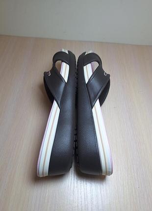 Шлепанцы crocs 7