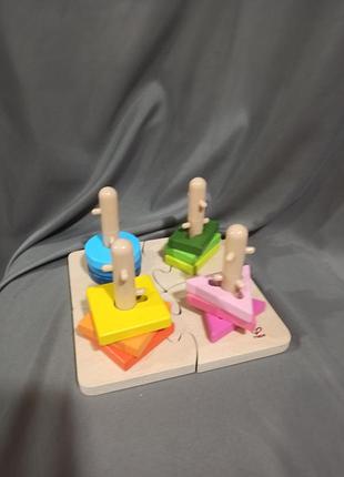 Деревянная логическая пирамидка пазл сортер hape цветные фигуры