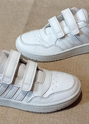 Кросівки для дітей adidas білі, розмір 34, довжина устілки 21,5 см