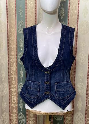 Джинсова жилетка