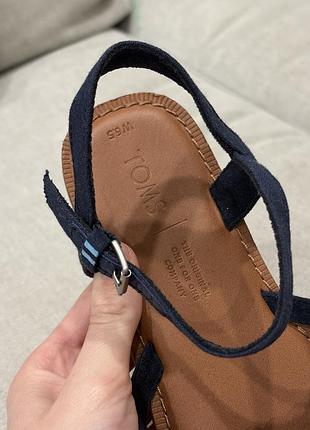 Сандалі жіночі шкіряні сині toms 4