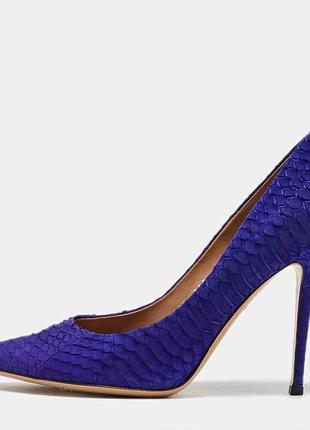 Оригінальні гостроносі туфлі salvatore ferragamo indigo purple python pointed toe pumps