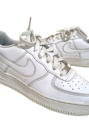 Оригинальные белые кроссовки nike air force 1 le (gs) • размер 38 (24 см) • кожа