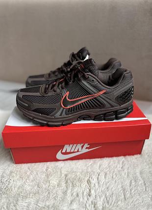 Nike zoom vomero 5 se  100% original