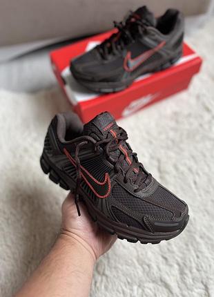 Nike zoom vomero 5 se  100% original 2