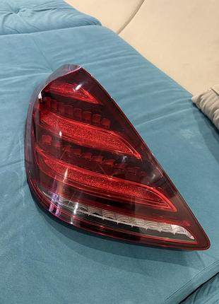 Задній лівий стоп-ліхтар mercedes-benz w222 a2229067104