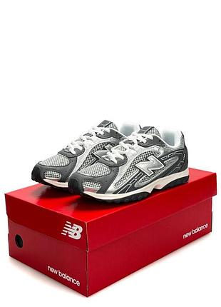 Чоловічі кросівки new balance 204l grey metallic beige