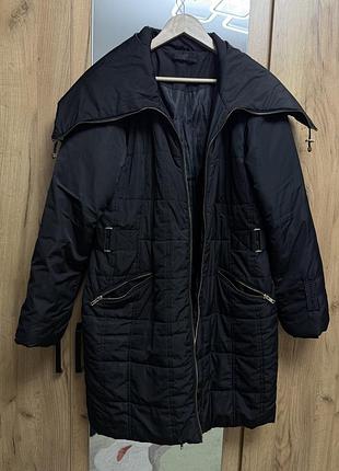 Демісезонна чорна стьобана куртка-плащ до коліна xl xxl