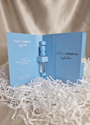 Туалетна вода жіноча dolce & gabbana light blue (пробник / мініатюра), 1.5 мл — культовий свіжий цитрусово-фруктовий та деревинний аромат