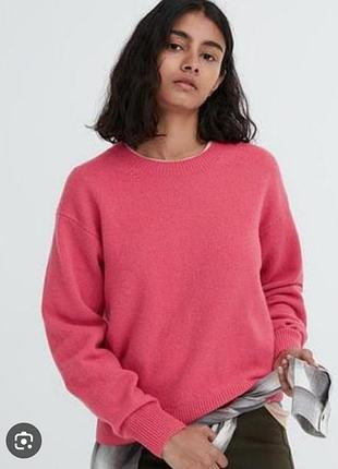 Свитер uniqlo размер м